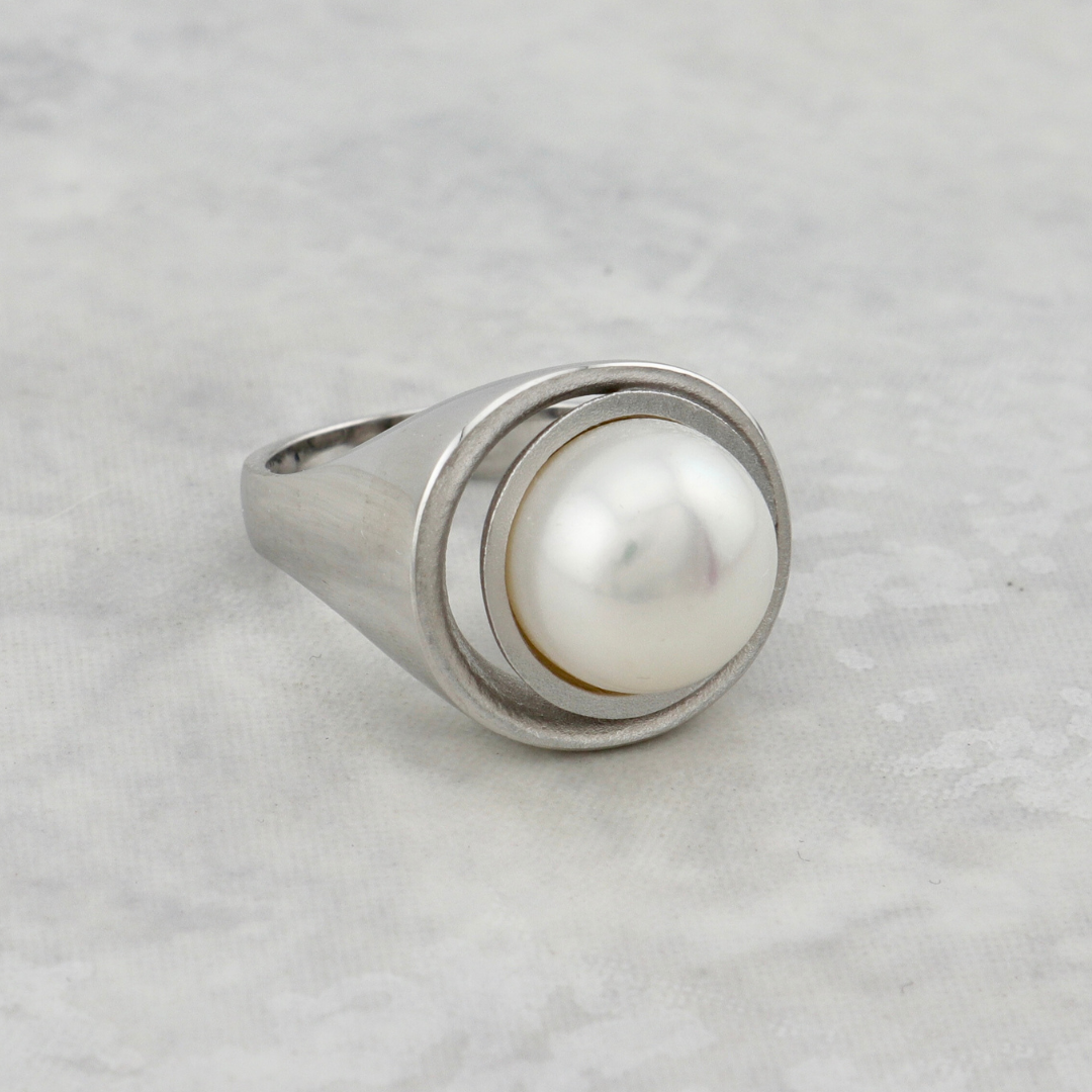 Bague en argent sterling et perle bouton