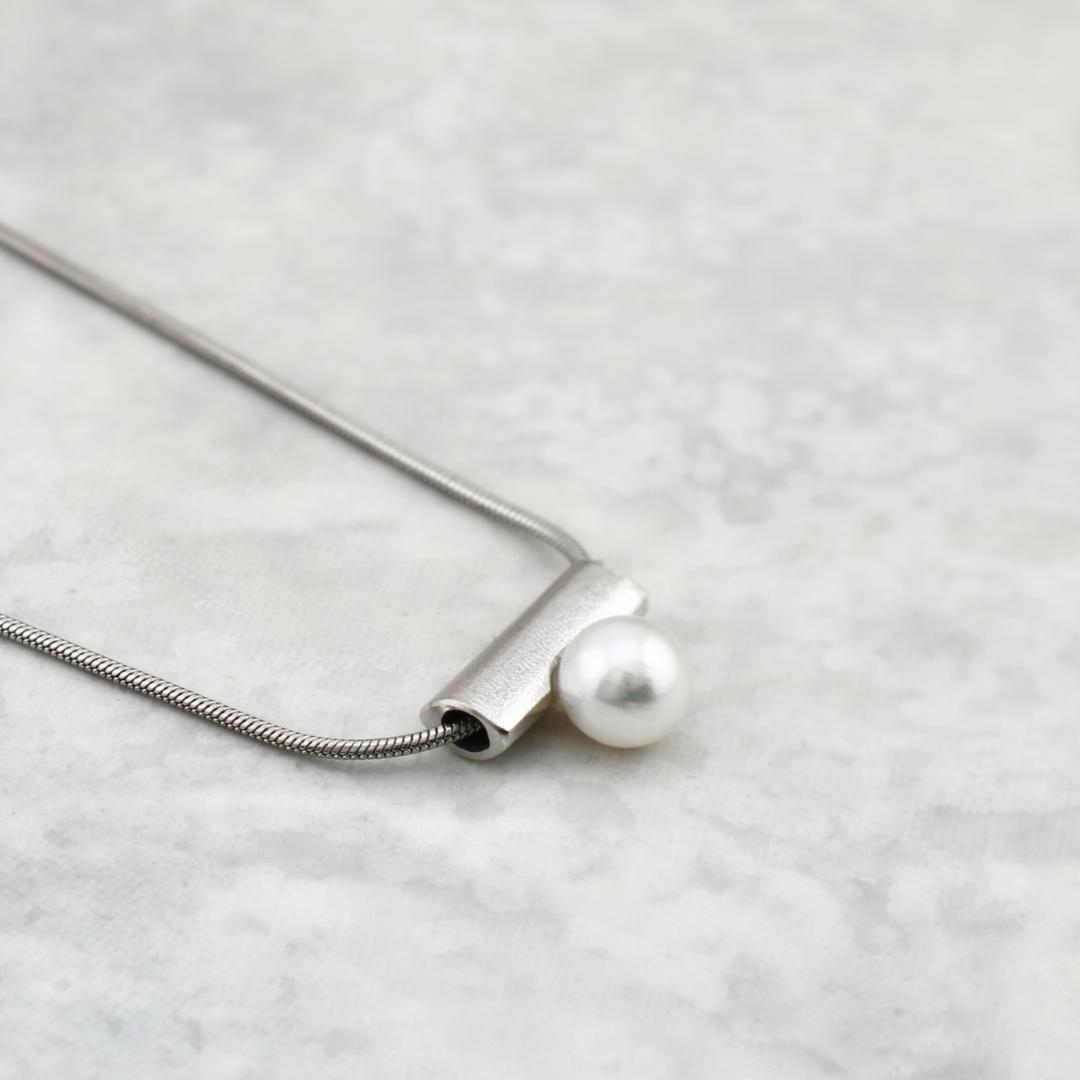 Eva Pearl Sterling Silver Necklace