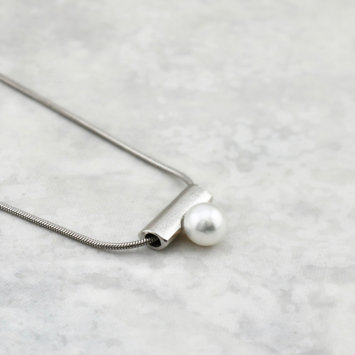 Eva Pearl Sterling Silver Necklace