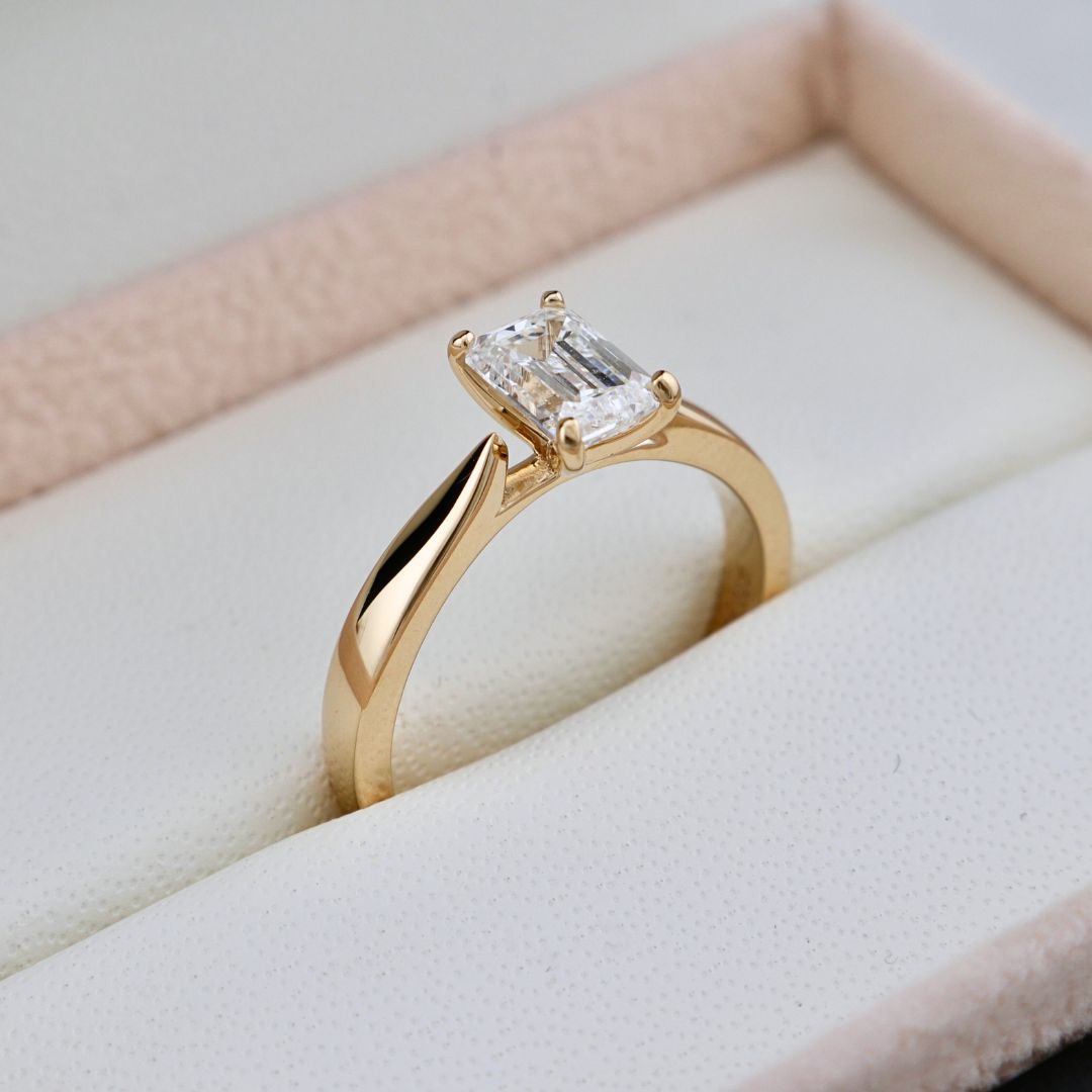 Bague solitaire Émeraude en or 14K - 18K et diamant 1 ct