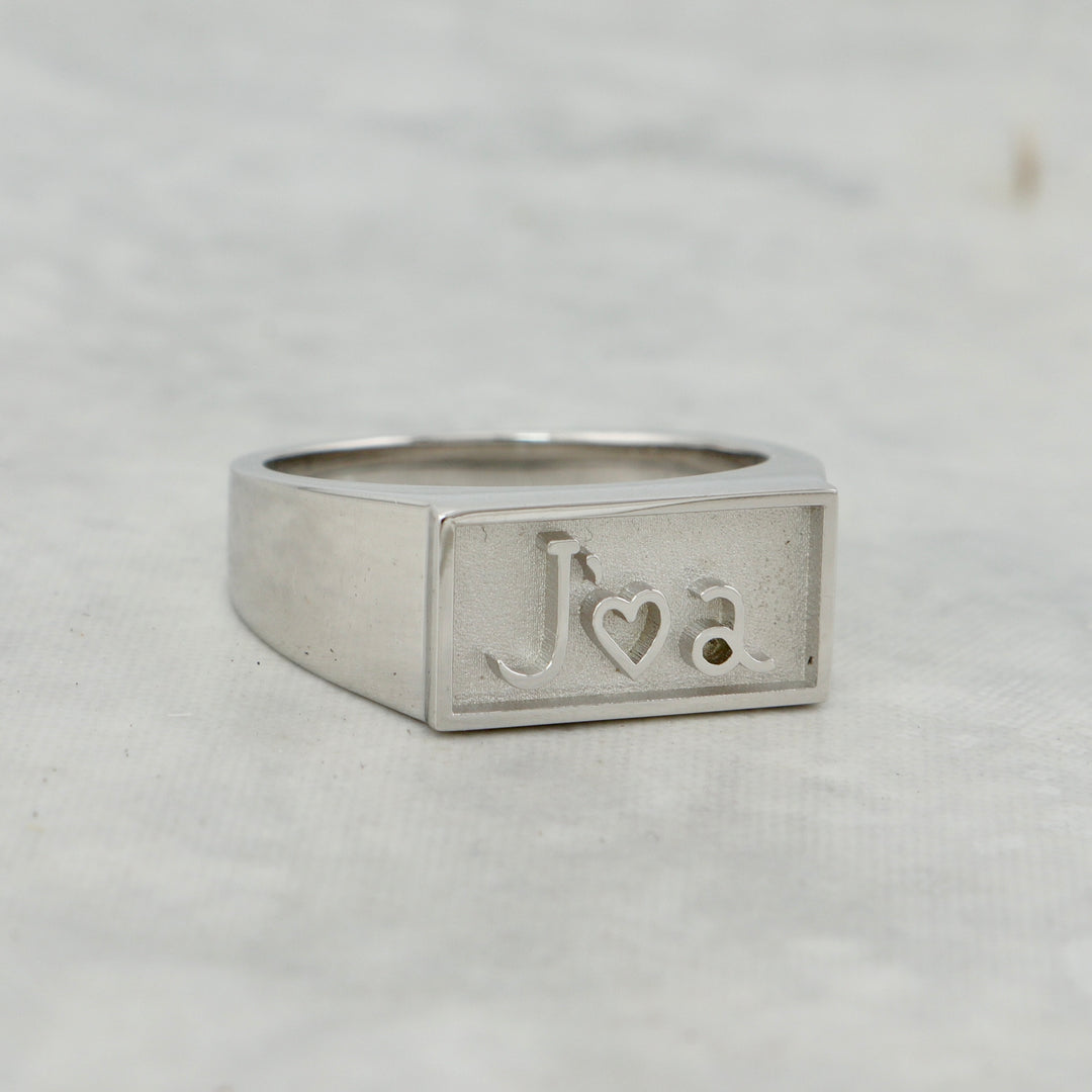 J’🤍A Signet Custom Ring