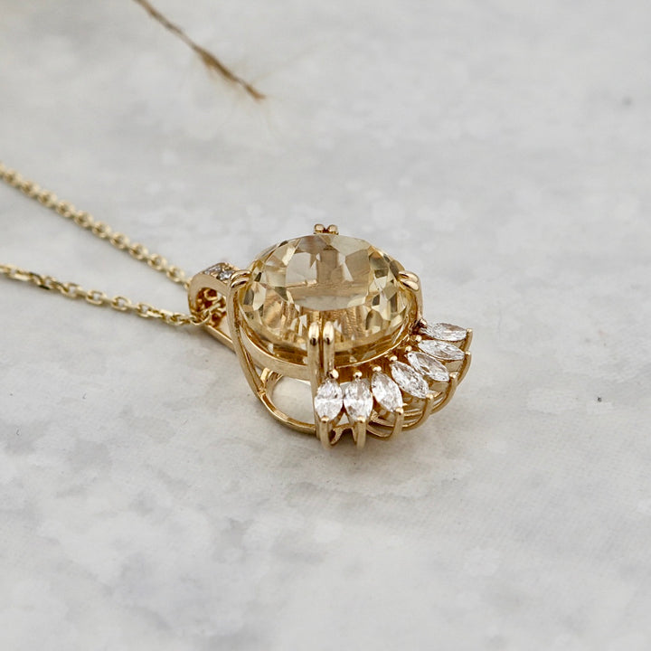 Rayons 14K Gold, Diamonds and Citrine Necklace