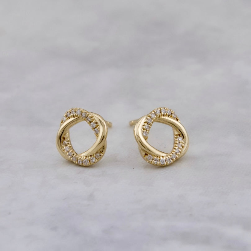 Twisted 14K Gold and Moissanites Earrings