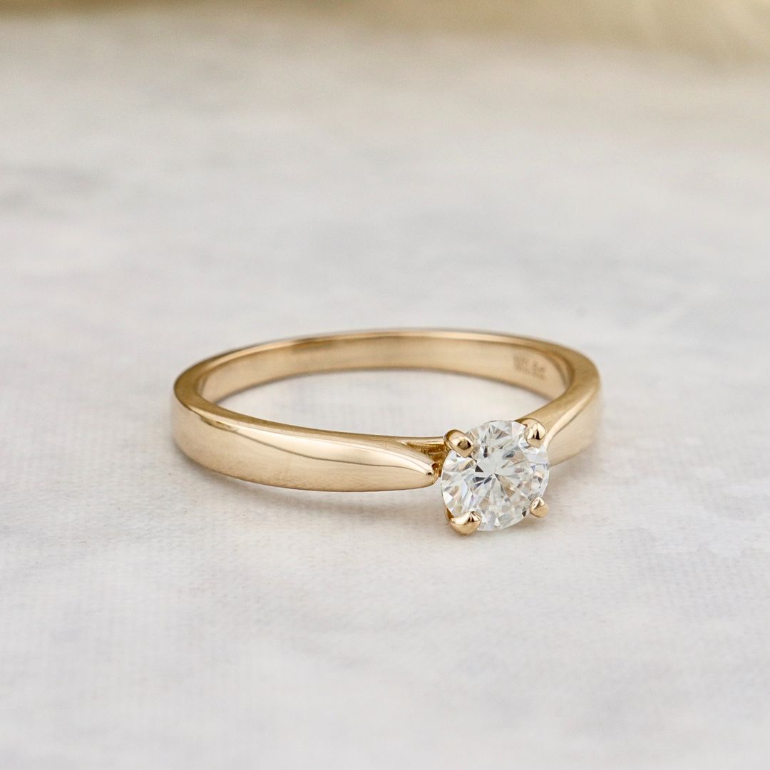 Bague solitaire Classique en or 14K -18K et diamant 0,5 ct