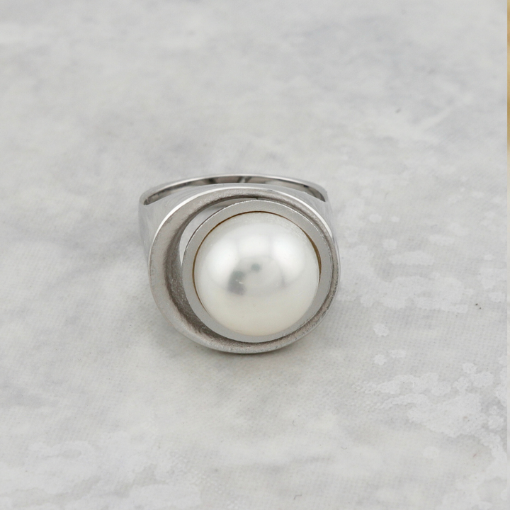 Bague en argent sterling et perle bouton