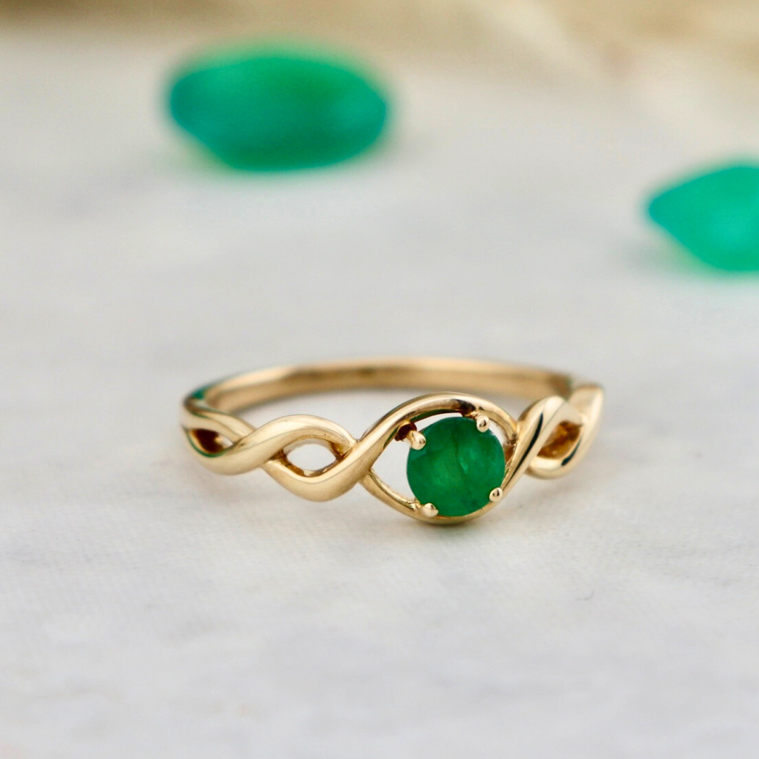 Twist 10K Gold and Emerald Ring