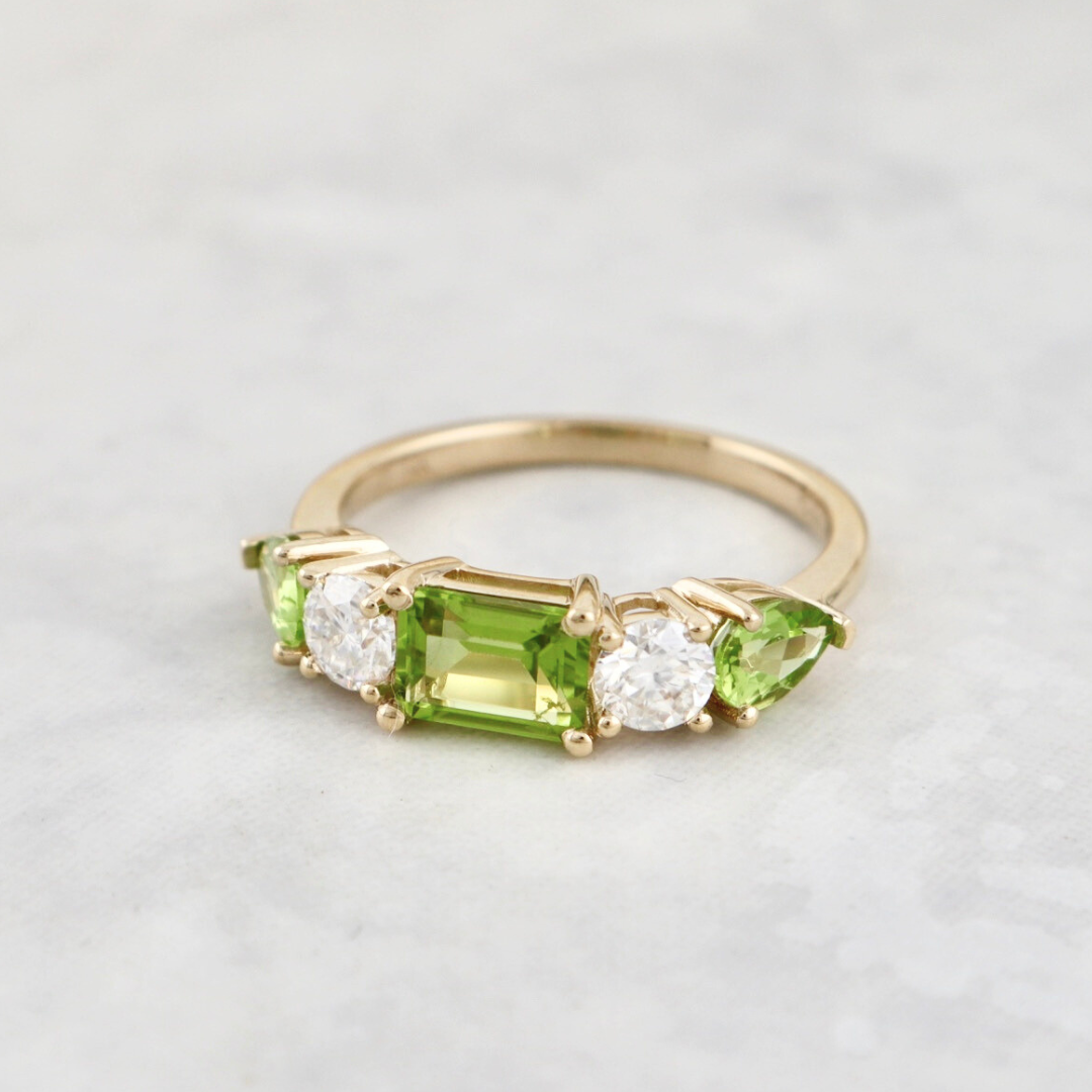 Bague en or 14K - 18K, péridots et diamants