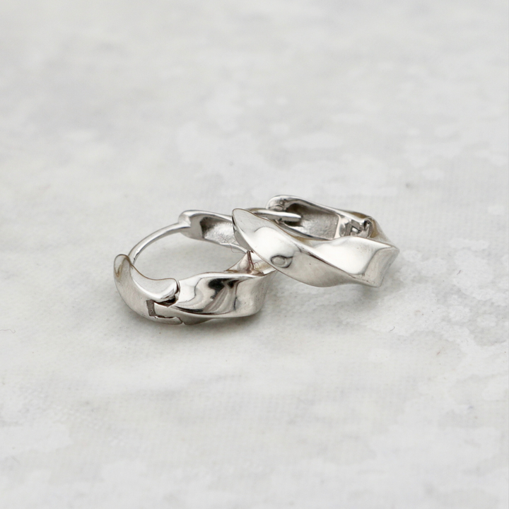 Boucles d'oreilles Huggies Torsade en argent sterling