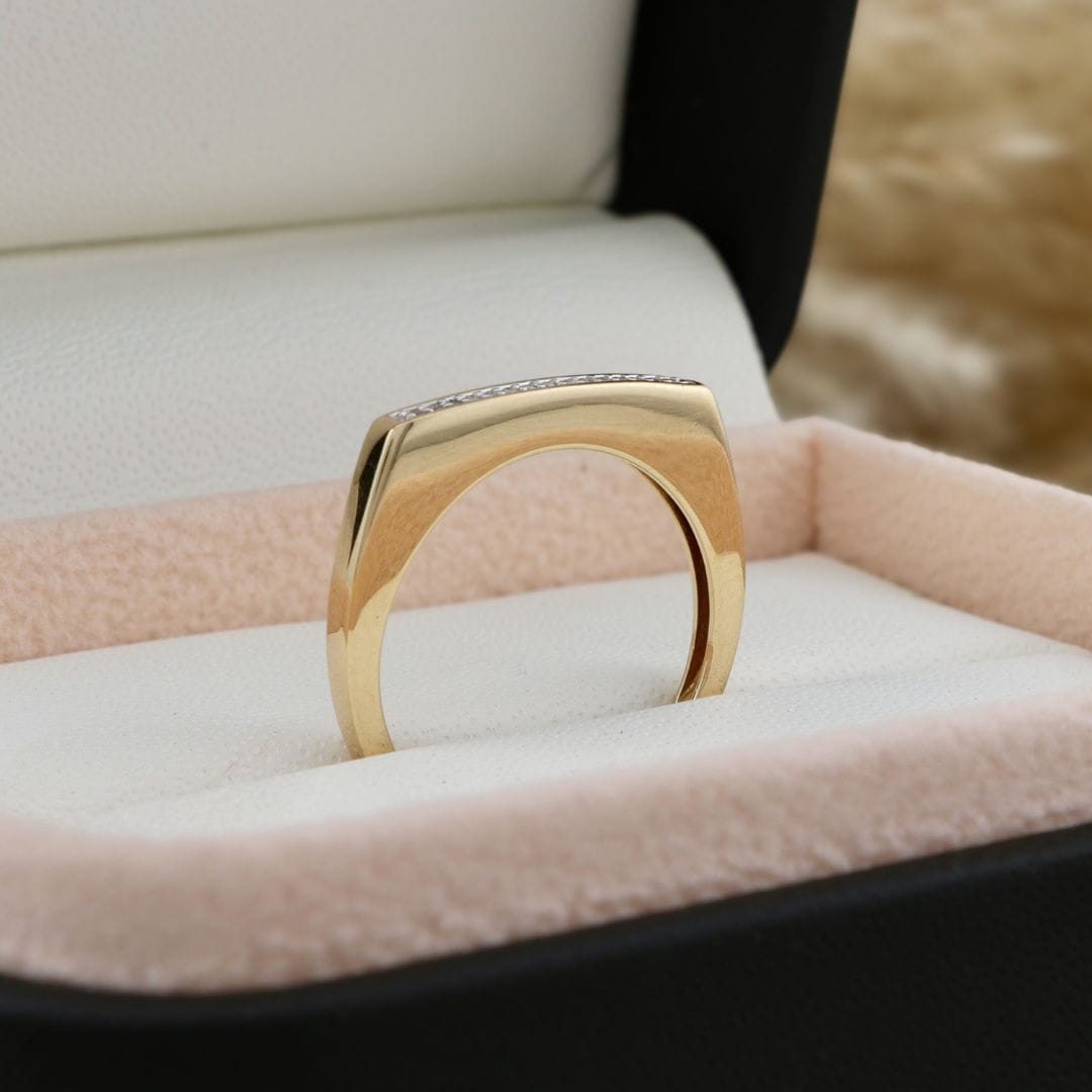 Bague Barre de Diamants Mathieu Blanchard Bagues Bague Barre de Diamants 0,05ctw | Mathieu Blanchard Joaillerie Mathieu Blanchard Joaillerie