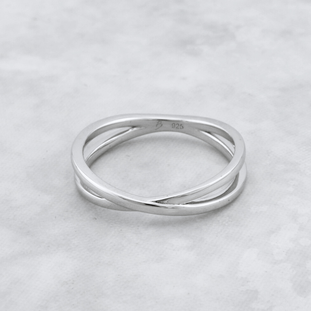 Bague Croisée en argent sterling Mathieu Blanchard Bagues Bague Croisée en argent sterling | Bijouterie Mathieu Blanchard Mathieu Blanchard Joaillerie