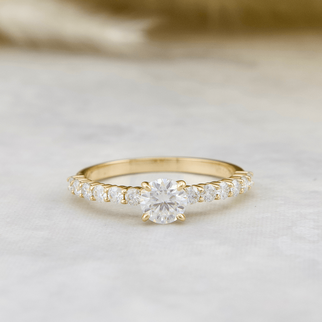 Bague Éclat Moissanites 0.5 ct + 0.42 ctw Mathieu Blanchard Bagues 5 / Or jaune 10K PBAGDM13066S-5 Bague de fiançaille Moissanites 0.5 ct + 0.42 ctw | Mathieu Blanchard Mathieu Blanchard Joaillerie