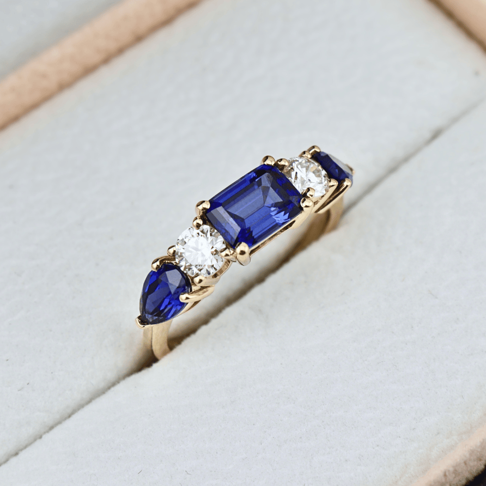 Mathieu Blanchard Bague en or 14K - 18K ou platine, saphirs et diamants