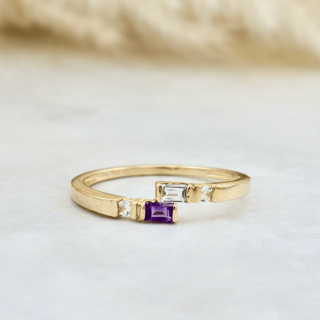 Bague et améthyste, topaze bleu & blanc en or jaune 10K - Bagues Bague en or 10K et améthyste, topaze bleu & blanc | Mathieu Blanchard Mathieu Blanchard Joaillerie