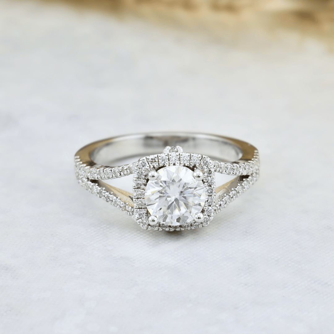 Mathieu Blanchard Bague Halo en argent sterling et moissanites