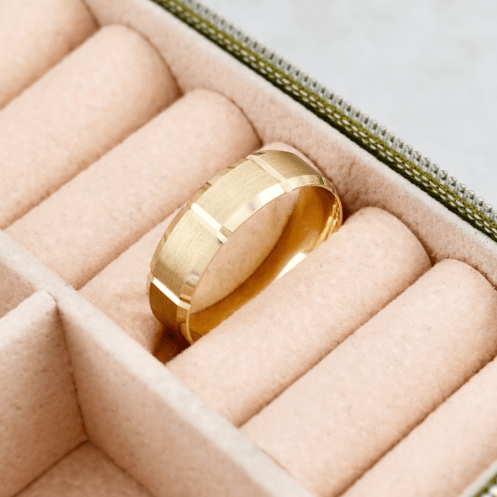 Bague Linéo Mathieu Blanchard Bagues Jonc brossé 6mm en or jaune ou blanc 10K | Bagues de Fiançailles Homme Mathieu Blanchard Joaillerie