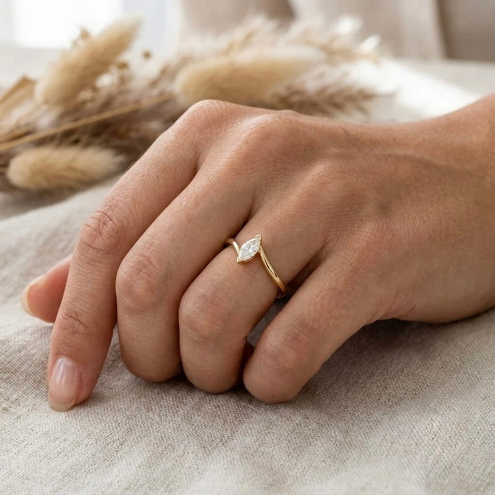 Mathieu Blanchard Bagues Bague Marquise en or 14K - 18K ou platine et diamant 0,3 ct