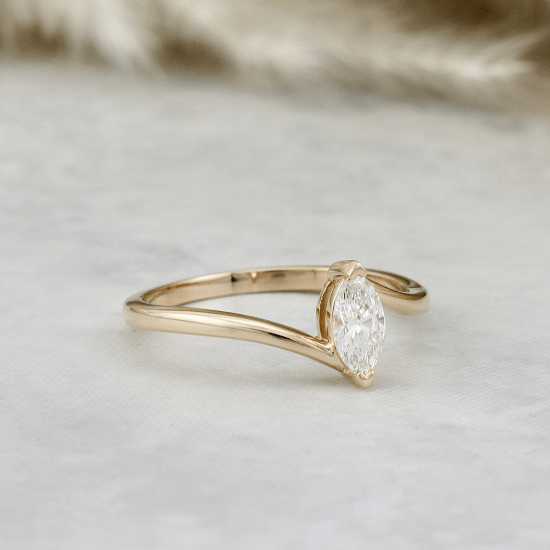 Bague Marquise et diamant 0,3 ct Mathieu Blanchard Bagues Bague Marquise en or 14K et diamant marquise 0,3ct | Mathieu Blanchard Mathieu Blanchard Joaillerie
