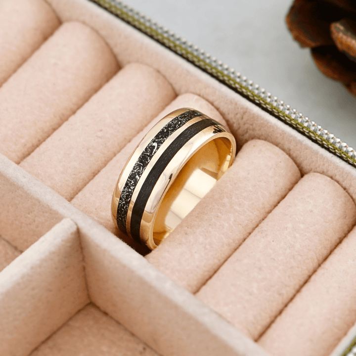 Bague Météorite et bois Mathieu Blanchard Bagues Jonc Poussières d’étoiles et bois | Mathieu Blanchard Joaillerie Mathieu Blanchard Joaillerie