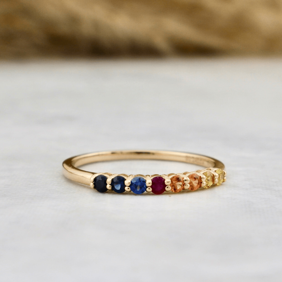 Mathieu Blanchard Bagues Bague semi-éternité en or 14K, saphirs et rubis