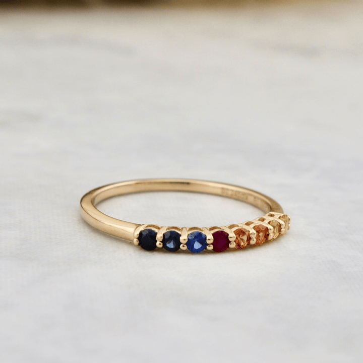 Bague semi-éternité Saphirs et Rubis Mathieu Blanchard Bagues Semi-éternité à arc-en-ciel saphirs et rubis  en or 14K | Mathieu Blanchard Mathieu Blanchard Joaillerie