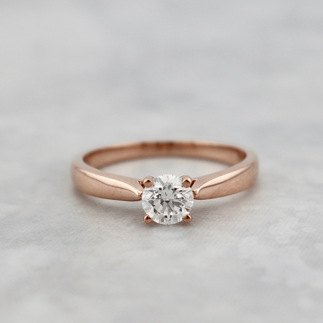 Mathieu Blanchard Bagues Grandeur 6 / Rosé / Or 14K Bague solitaire Classique en or 14K et diamant