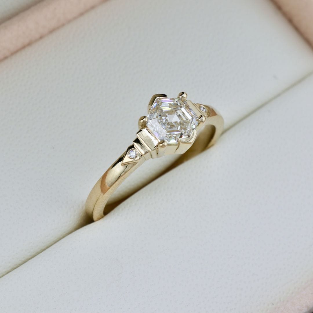 Bague Solitaire Diamant Hexagone 1 ct Mathieu Blanchard Bagues Bague Solitaire Diamant Hexagone 1 ct | Mathieu Blanchard Mathieu Blanchard Joaillerie