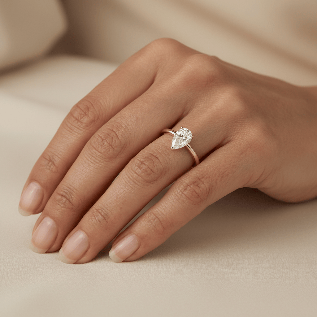 Bague solitaire Diamant Poire Mathieu Blanchard Bagues Bague Solitaire en or 14K - 18K et diamant poire 0,5ct | Mathieu Blanchard Mathieu Blanchard Joaillerie