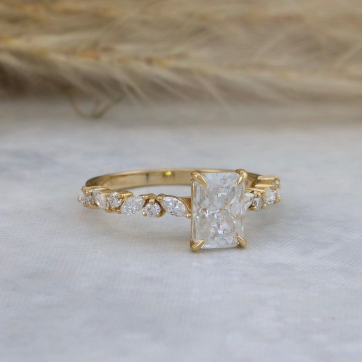 Mathieu Blanchard Bagues Bague solitaire - Diamant Radiant &amp; Marquise
