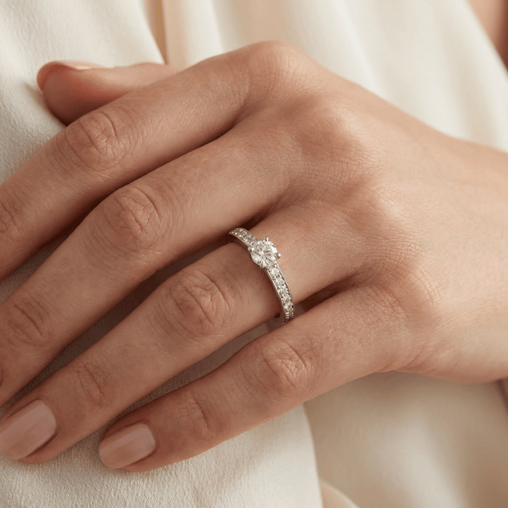 Bague solitaire diamants 0.74 ctw Mathieu Blanchard Bagues Bague solitaire diamants 0.74 ctw | Mathieu Blanchard Joaillerie Mathieu Blanchard Joaillerie