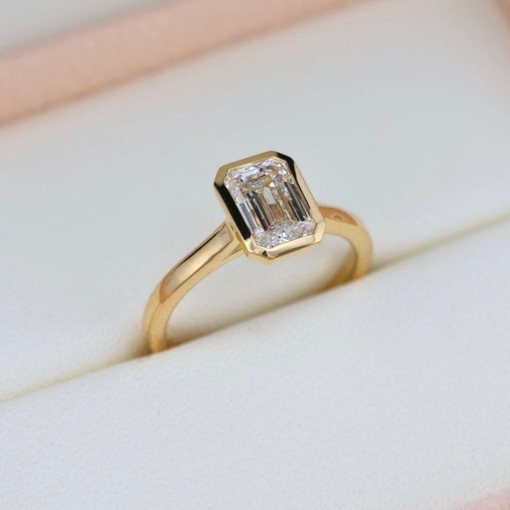 Mathieu Blanchard Bagues Bague solitaire Émeraude diamant 1 ct