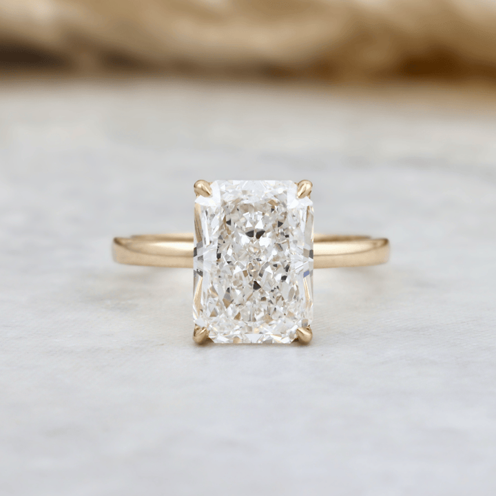 Bague Solitaire Halo Diamant Radiant 3,8 ct Mathieu Blanchard Bagues Bague Boucle Solitaire Halo Diamant Radiant 3,8 ct | Mathieu Blanchard Mathieu Blanchard Joaillerie