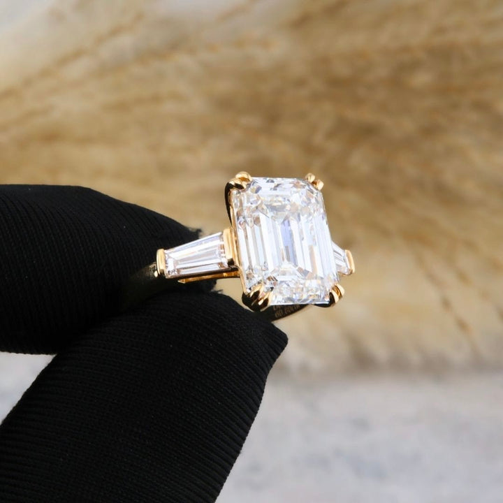 Mathieu Blanchard Bagues Bague Trapèze - Diamant Émeraude 6 ct