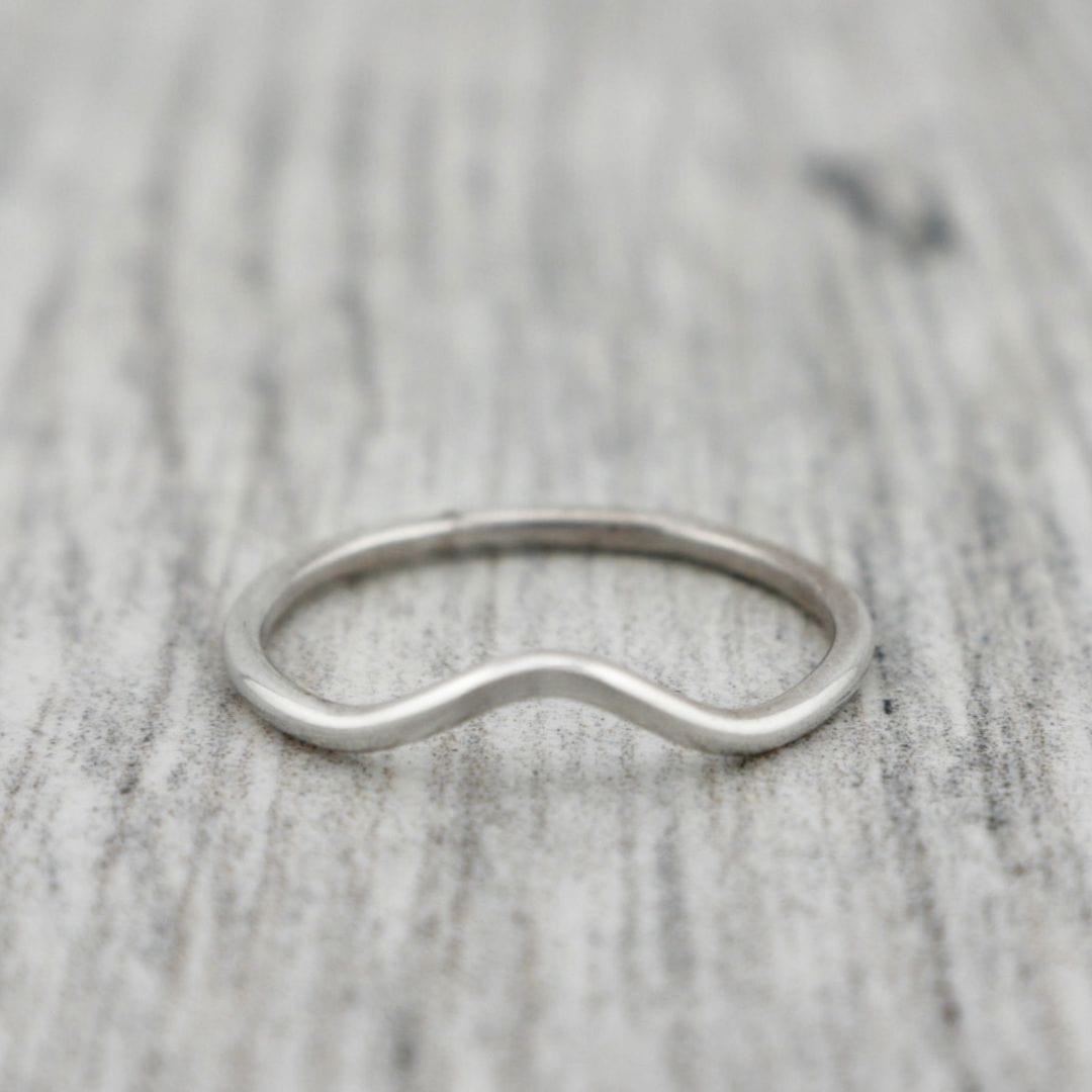 Audrey Seyer Bague V minimaliste en argent sterling