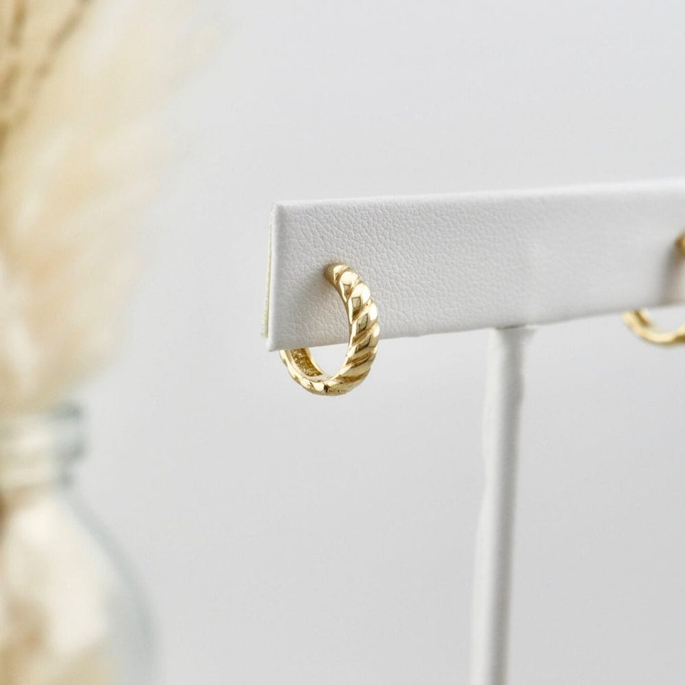 - Boucles d'oreilles Doré / Or 10K Boucles d'oreilles huggies Croissants en or 10K
