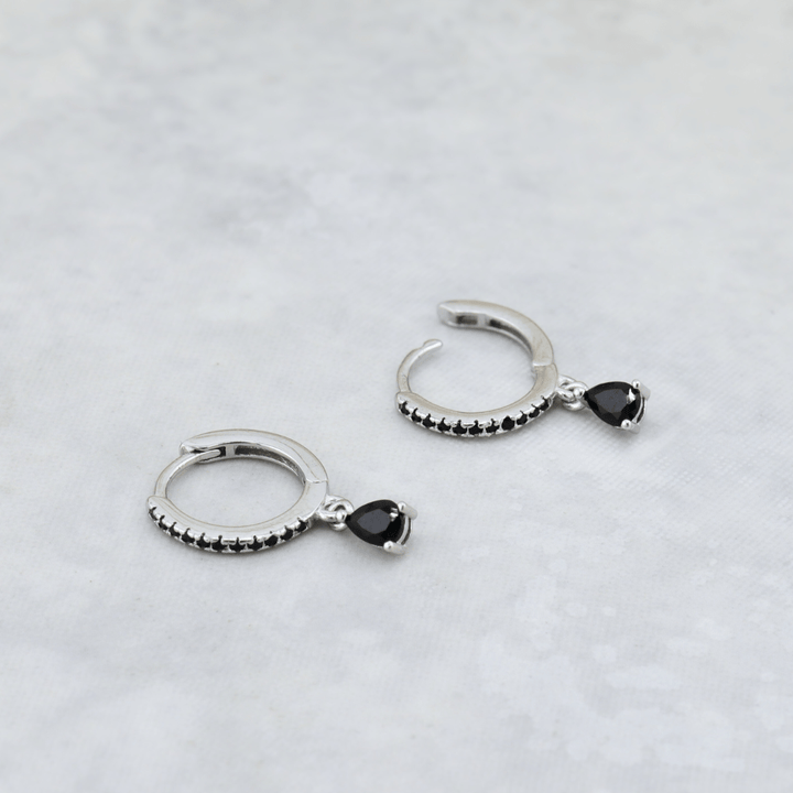 Mathieu Blanchard Boucles d'oreilles Boucles d'oreilles Huggies Gouttes noires en argent sterling