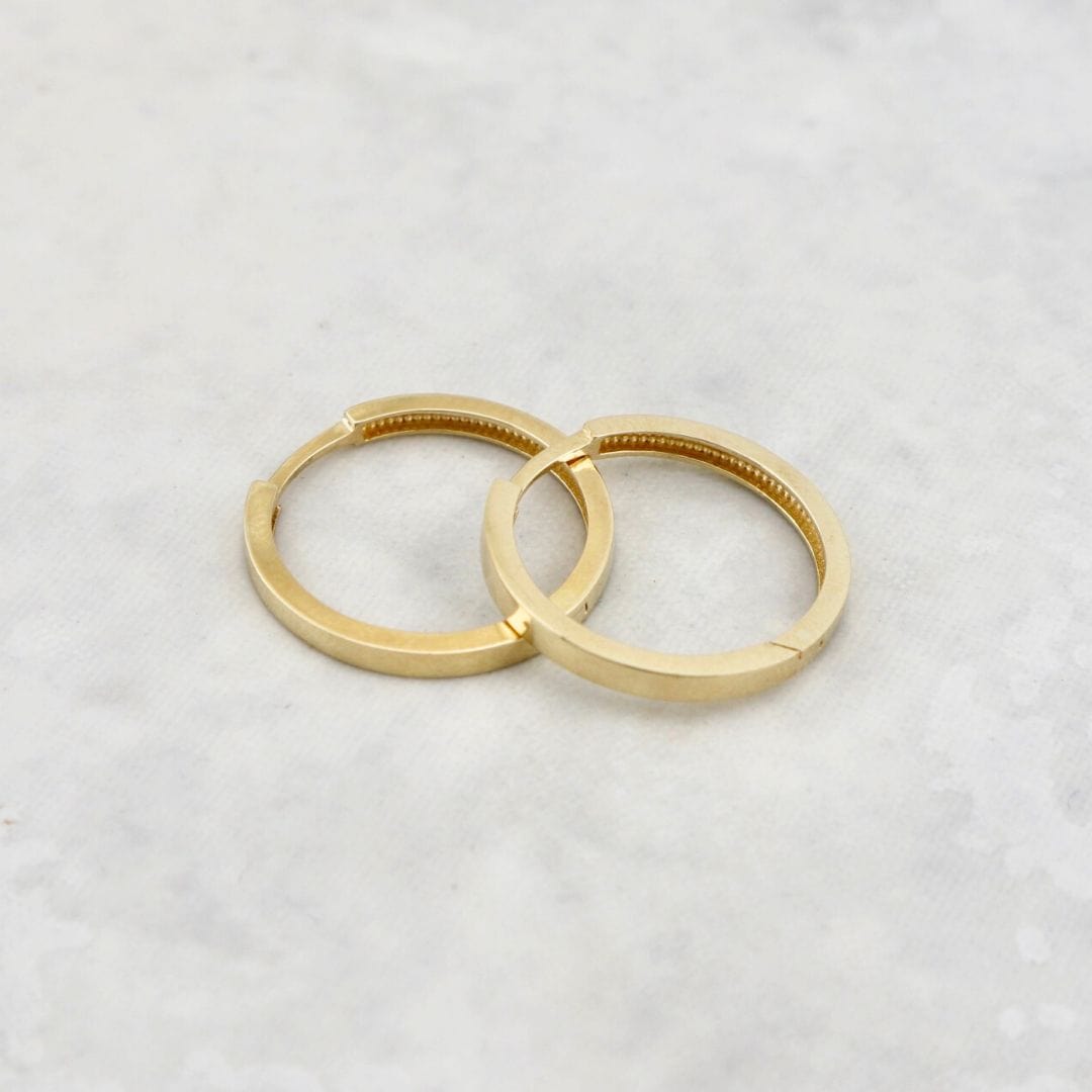 - Boucles d'oreilles Doré / Or 10K Boucles d'oreilles huggies Minimalistes en or 10K