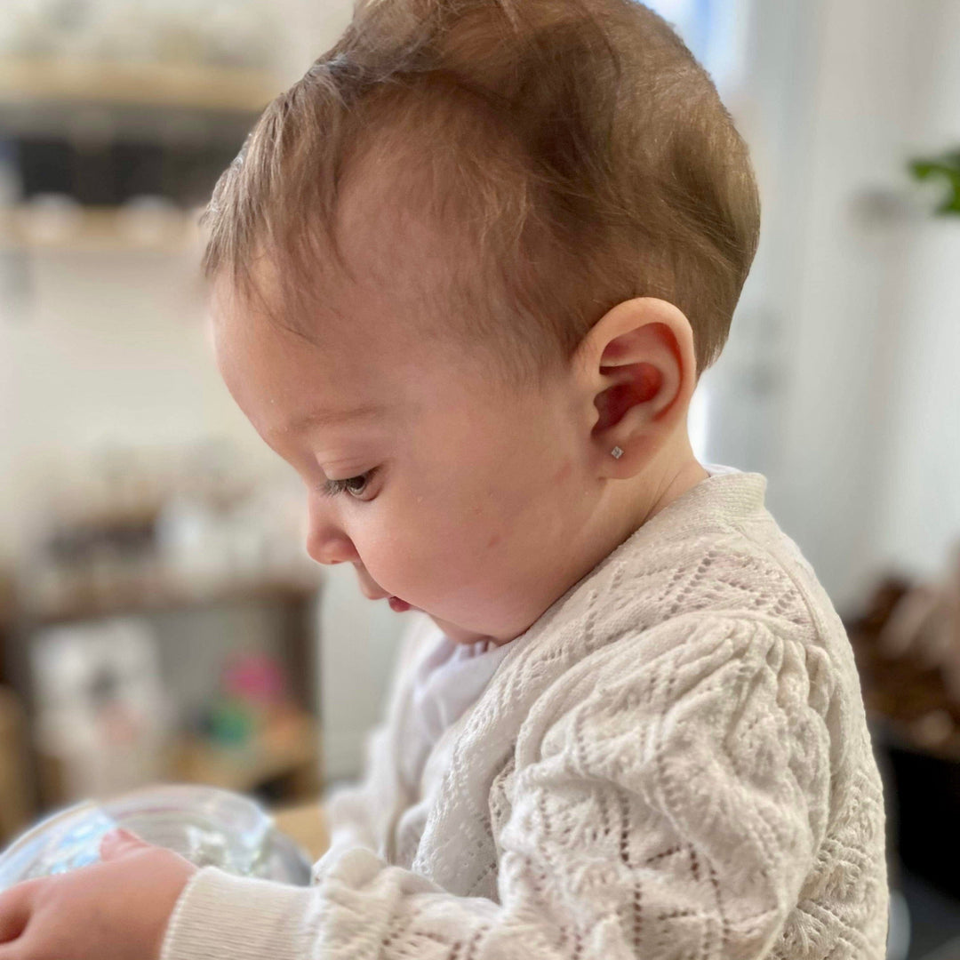 Mathieu Blanchard Boucles d'oreilles Boucles d'oreilles Les minis Carrés en or 10K et moissanites