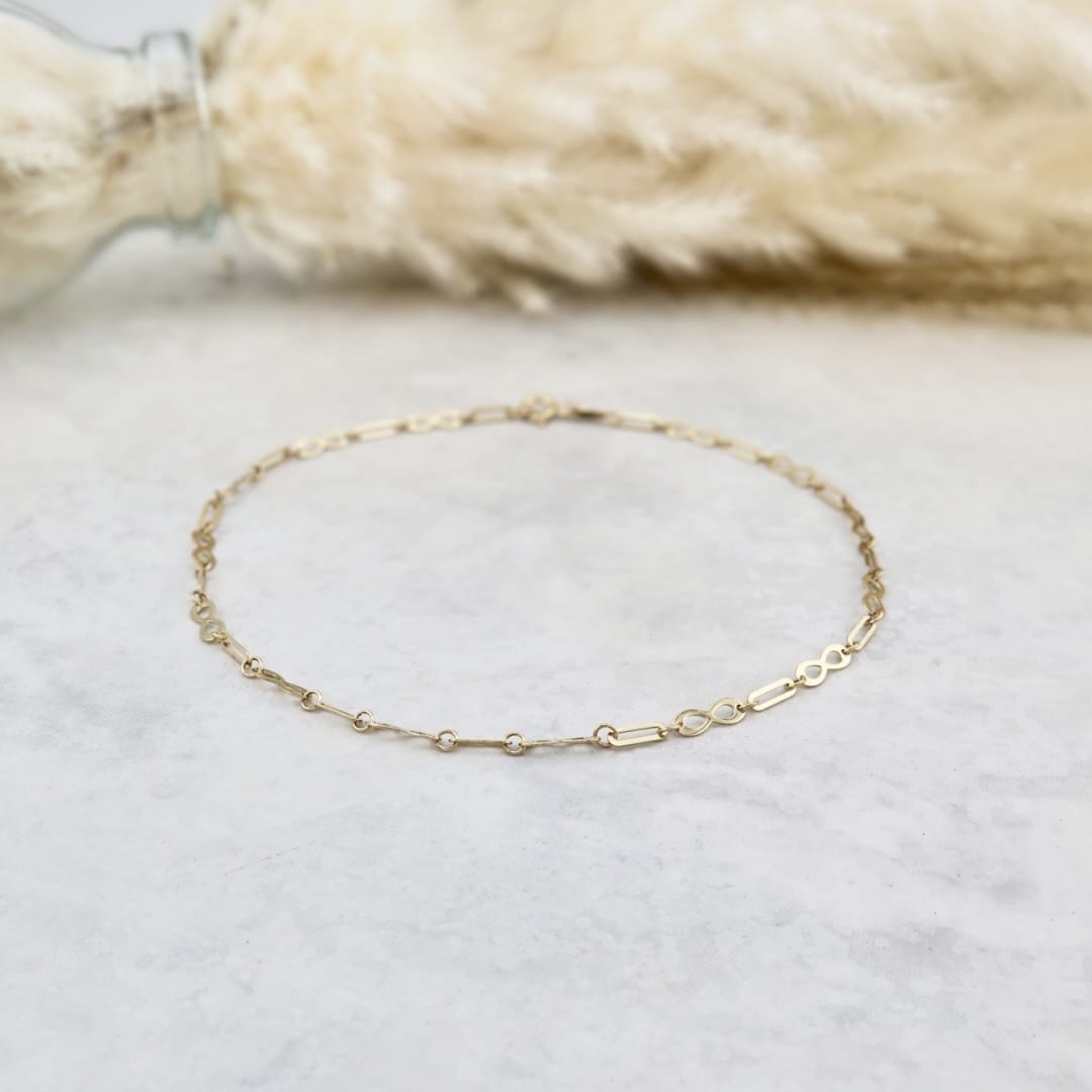 - Bracelet de cheville Chaîne Infini en or 10K
