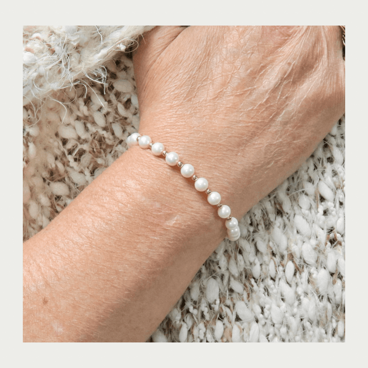 Bracelet de perles 6 mm et en or jaune 14K Mathieu Blanchard Joaillerie Bracelet Perles  6mm - AAA  et or 14K | Mathieu Blanchard Mathieu Blanchard Joaillerie