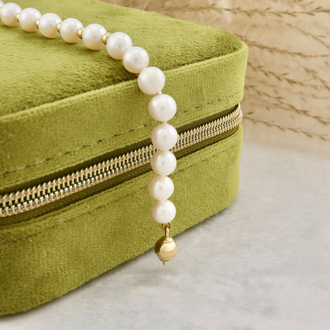 Bracelet de perles 6 mm et en or jaune 14K Mathieu Blanchard Joaillerie Bracelet Perles  6mm - AAA  et or 14K | Mathieu Blanchard Mathieu Blanchard Joaillerie