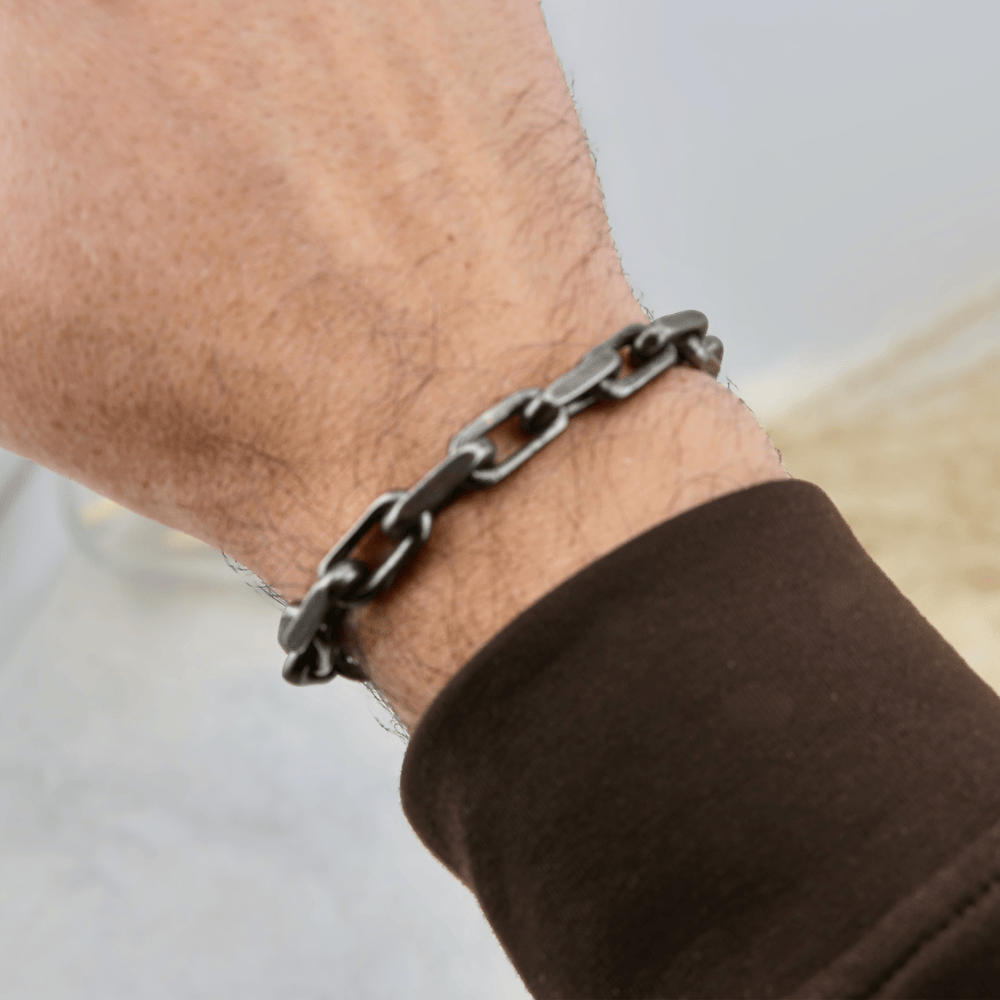 Mathieu Blanchard Bracelets 7.5 pouces / Vintage Bracelet La Force en acier