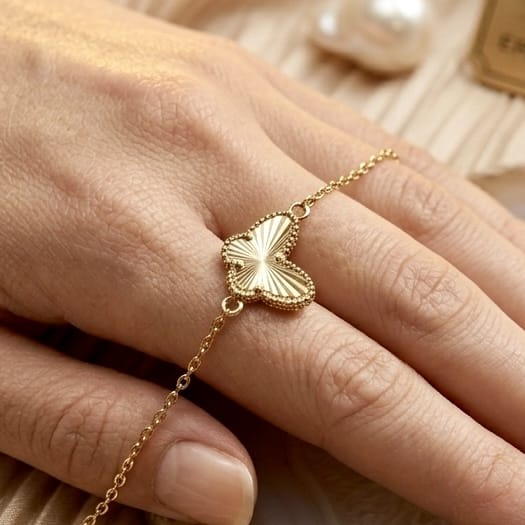 Bracelet Papillon en or jaune 10K - 7 - 8 pouces / Or jaune 10K BY-A25-061 Bracelet minimaliste Papillon en or 10K | Mathieu Blanchard Mathieu Blanchard Joaillerie