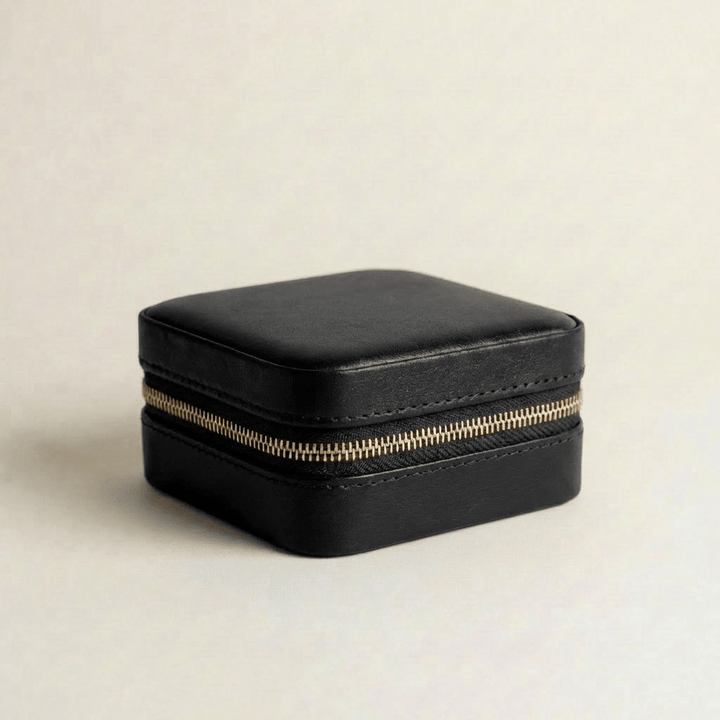 Coffret à bijoux en cuir Cabine Noir Mathieu Blanchard ACCESSOIRES PCOM20068S-noir Coffret à bijoux Cabine en cuir noir | Voyage &amp; rangement Mathieu Blanchard Joaillerie