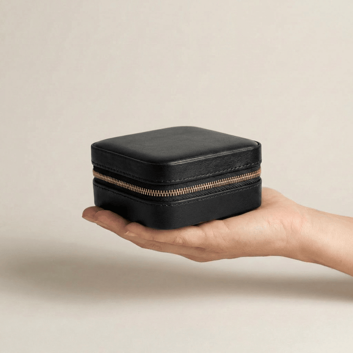 Mathieu Blanchard ACCESSOIRES Coffret à bijoux en cuir Cabine - Noir