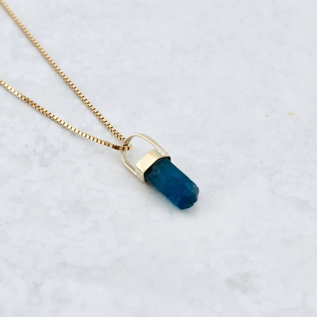 Mathieu Blanchard Collier Amulette or 14K et apatite