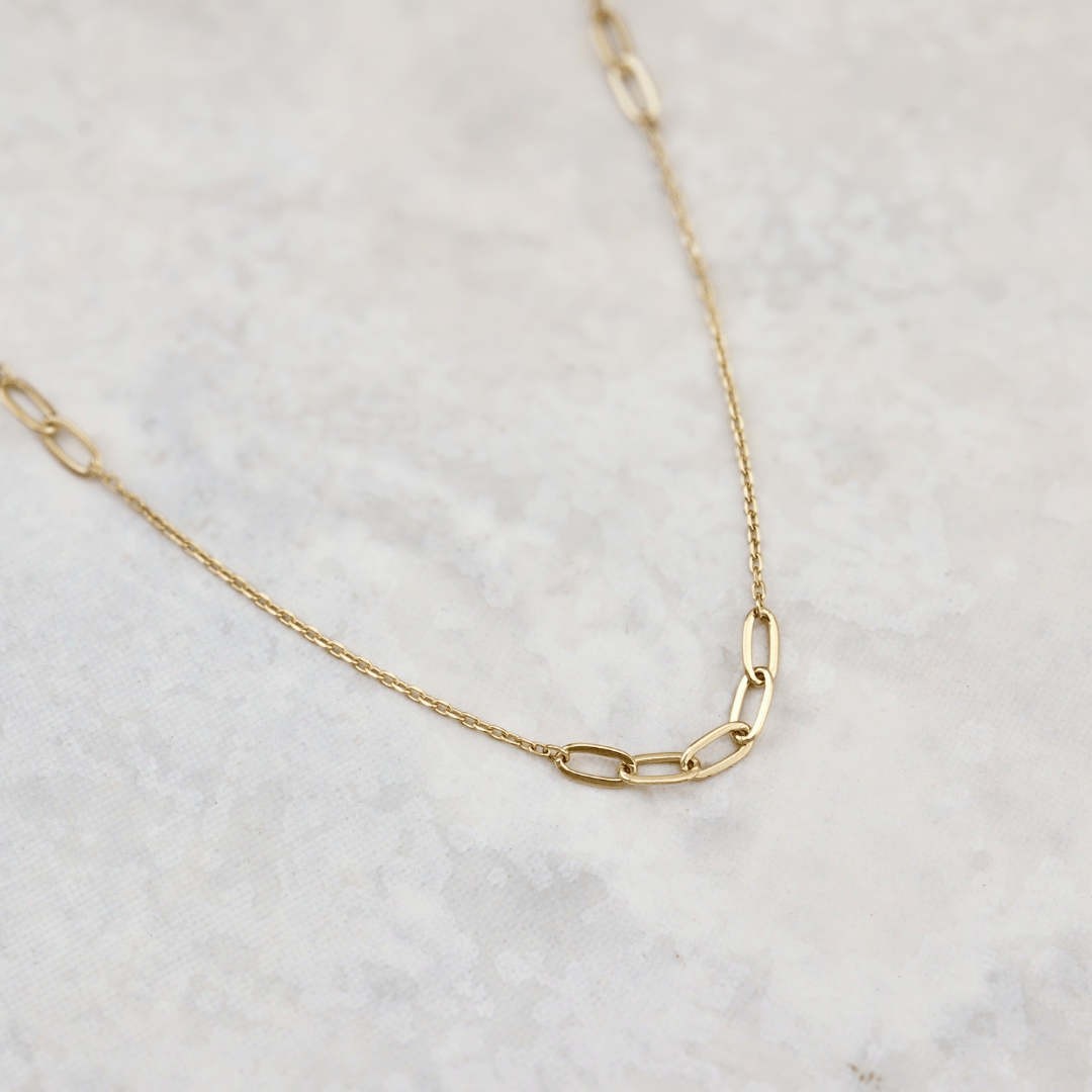 Collier Chaîne Paperclip en or jaune 10K - Collier Or jaune 10K AR80-38 Collier Chaîne Paperclip en or 10K | Mathieu Blanchard Mathieu Blanchard Joaillerie
