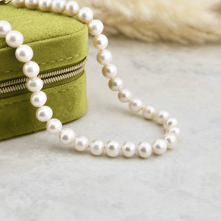 Collier de perles 8 mm et en or jaune 14K Mathieu Blanchard Or jaune 14K PCOM16880S Bracelet Perles  6mm - AAA  et or 14K | Mathieu Blanchard Mathieu Blanchard Joaillerie