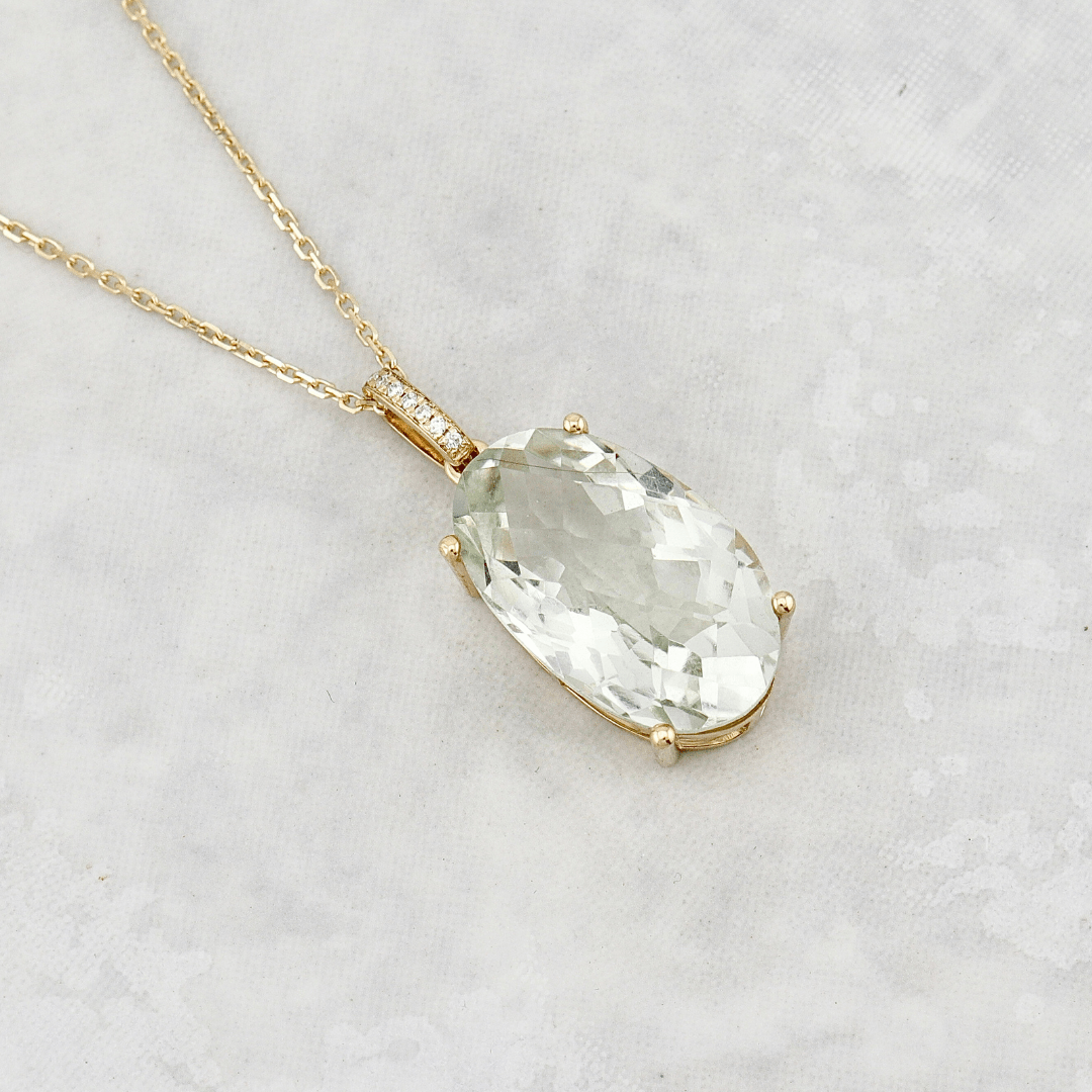 Collier, diamants et améthyste verte en or 14k Mathieu Blanchard Collier Or jaune 14K Collier en or 14K, perle, diamants et améthyste | Mathieu Blanchard Mathieu Blanchard Joaillerie