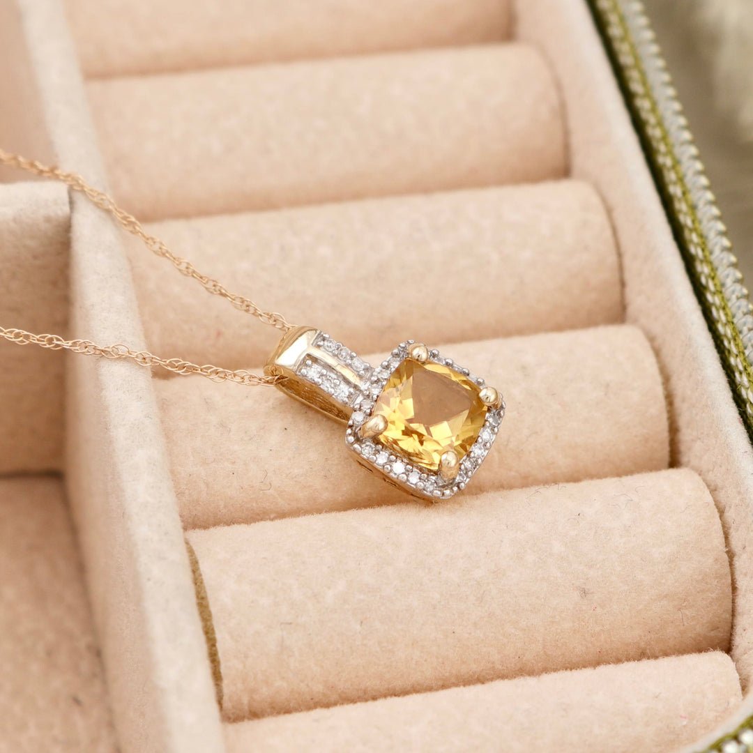 - Colliers Collier en or 10K, citrine et diamants