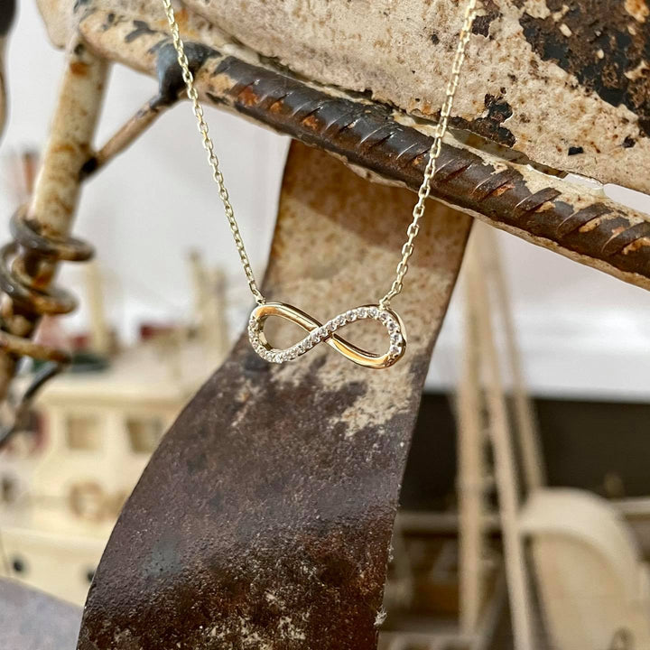 Collier Infini - Colliers Collier Infini en or solide 10K | Bijouterie Mathieu Blanchard Mathieu Blanchard Joaillerie